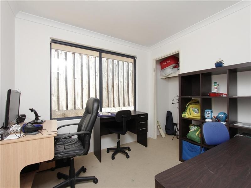 3 Longton Way, Ellenbrook WA 6069