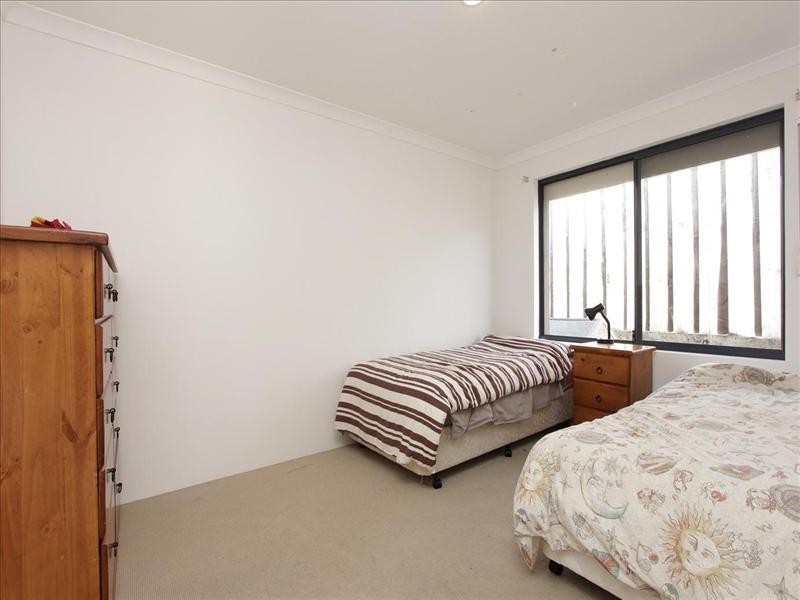 3 Longton Way, Ellenbrook WA 6069