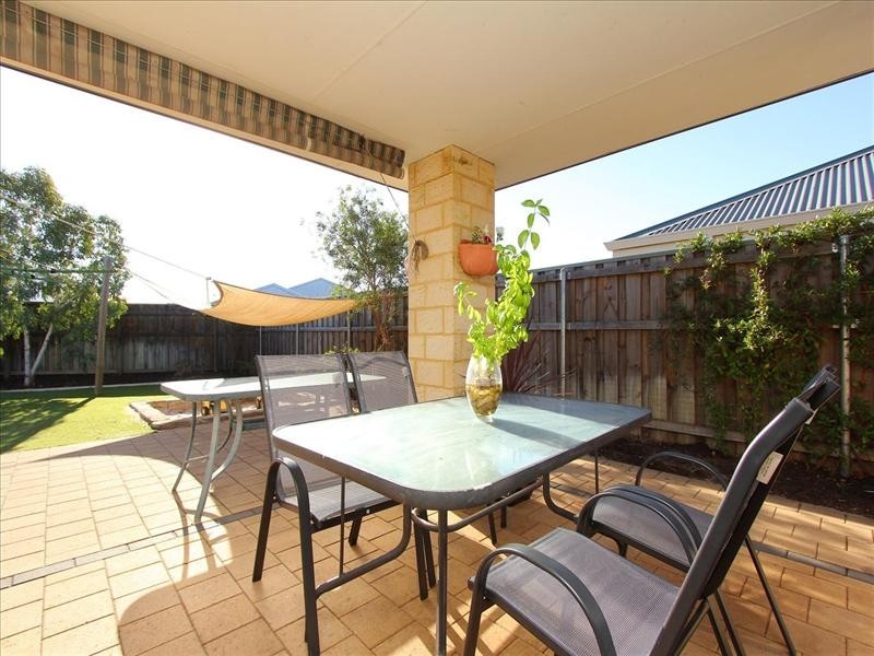 3 Longton Way, Ellenbrook WA 6069