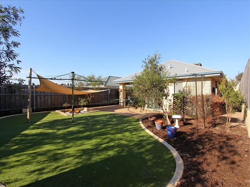 3 Longton Way, Ellenbrook WA 6069