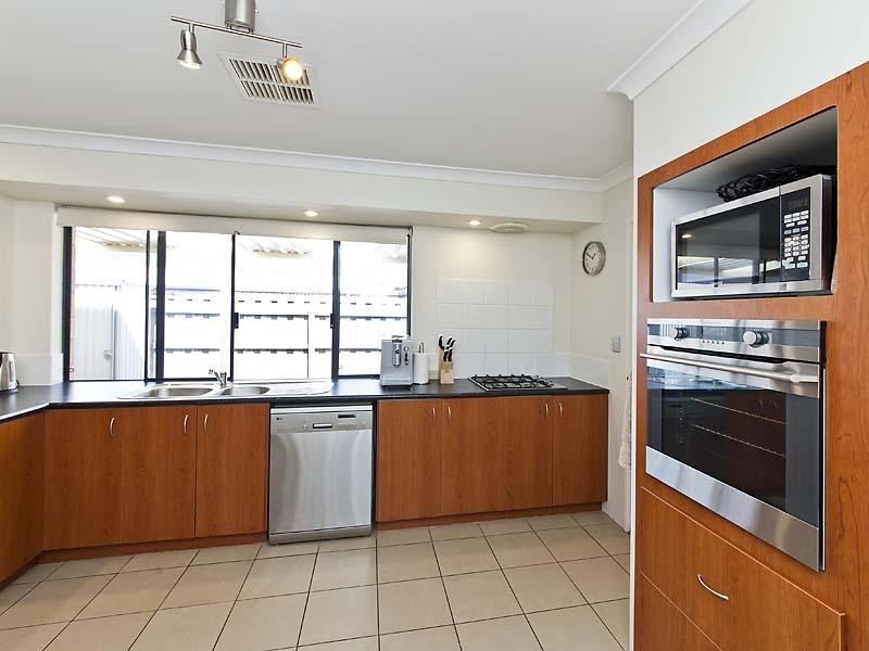 60 Birkett Circle, Ellenbrook WA 6069