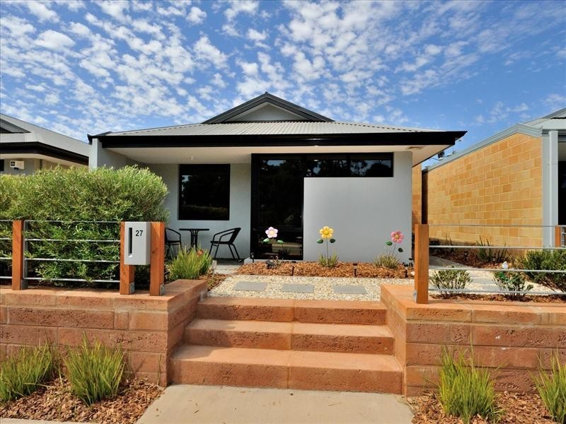 27 Stanbury Crescent, Ellenbrook WA 6069