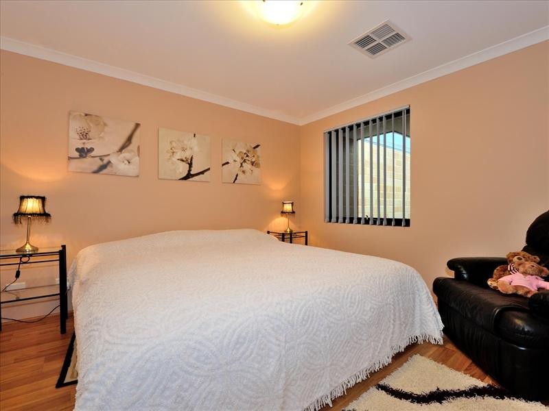27 Stanbury Crescent, Ellenbrook WA 6069