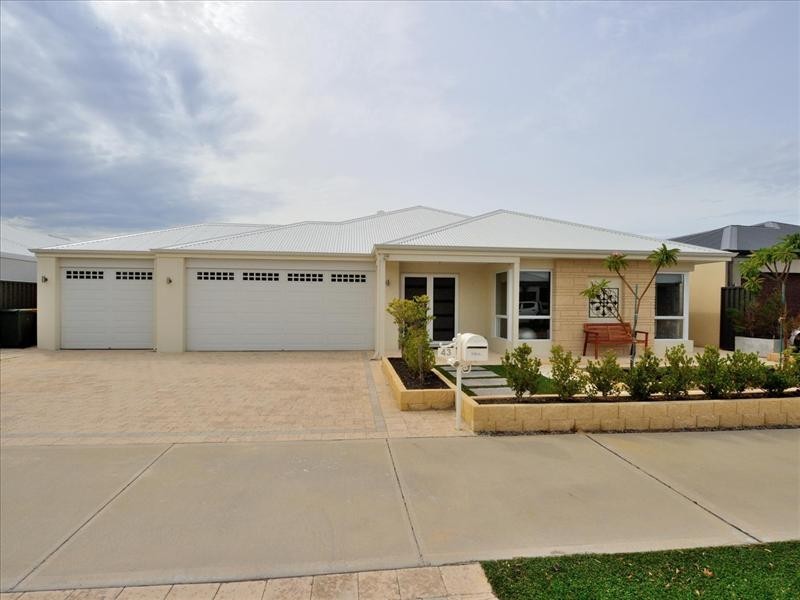 43 Wistful Parade, Aveley WA 6069