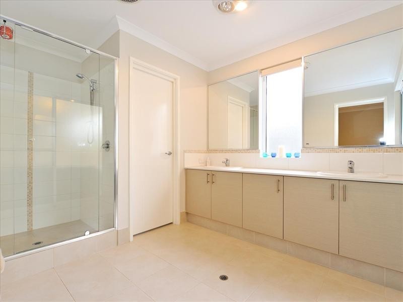 43 Wistful Parade, Aveley WA 6069