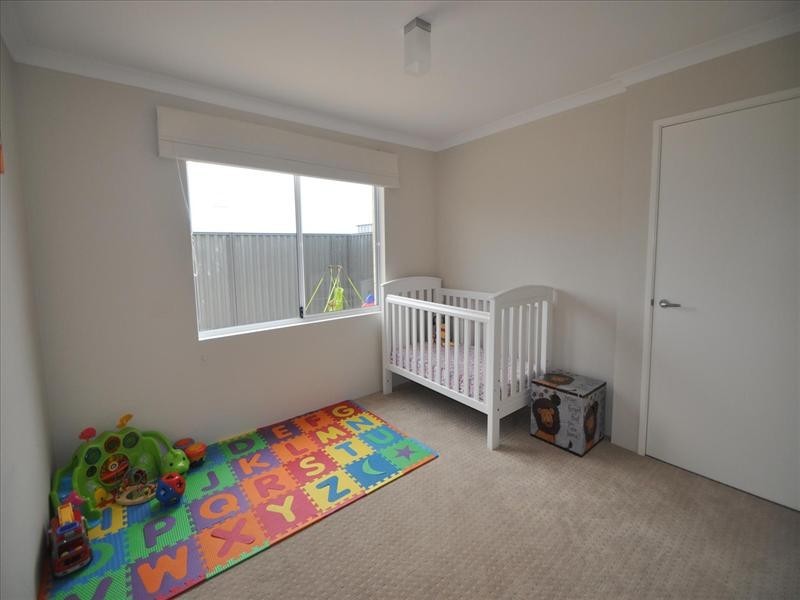 43 Wistful Parade, Aveley WA 6069