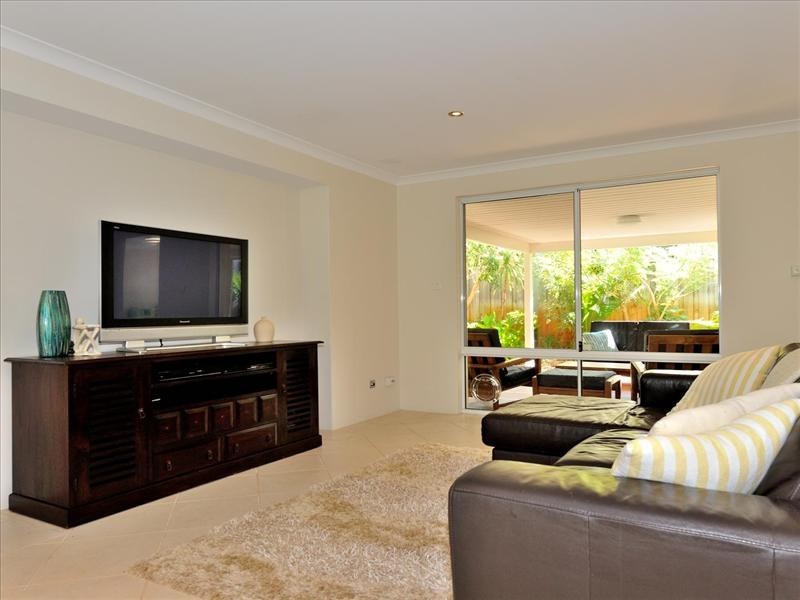 26 Welara Circle, Henley Brook WA 6055