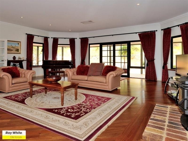 12 The Oaks, Brigadoon WA 6069