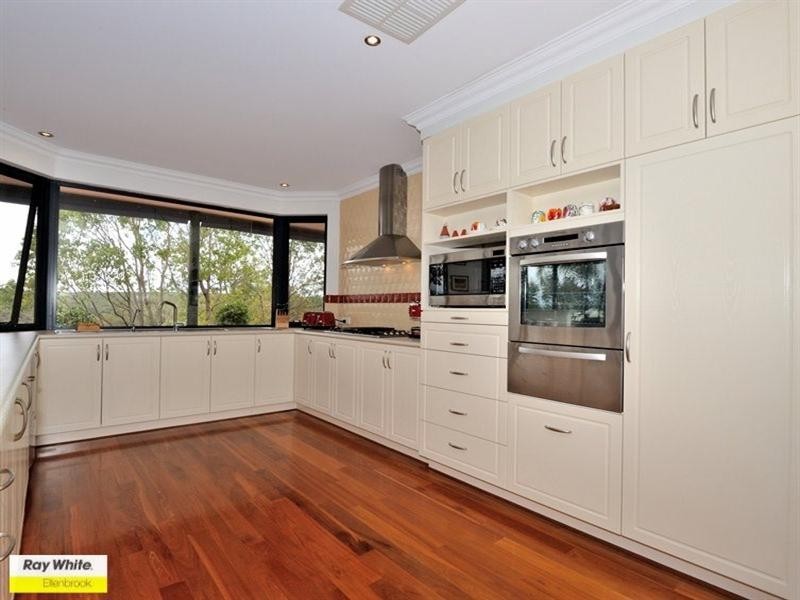 12 The Oaks, Brigadoon WA 6069