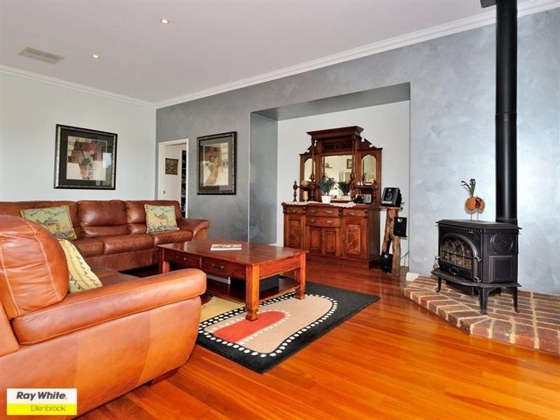 12 The Oaks, Brigadoon WA 6069