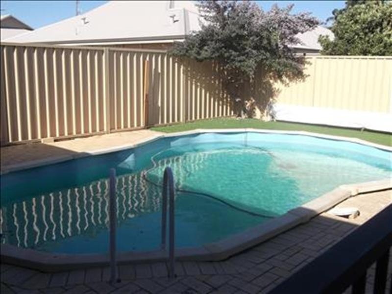 21 Ferguson Street, Midvale WA 6056