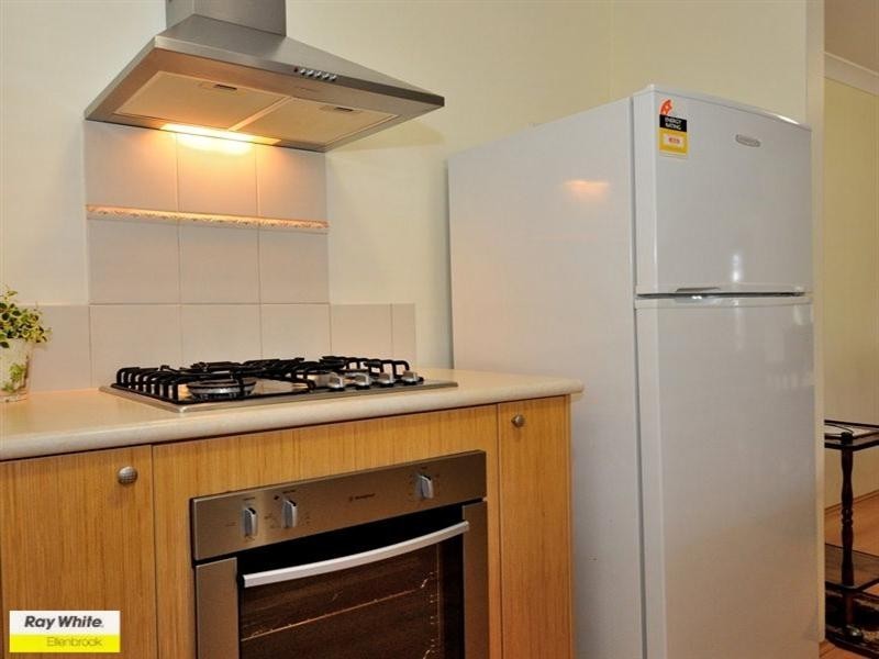 5 Cochrane Loop, Aveley WA 6069