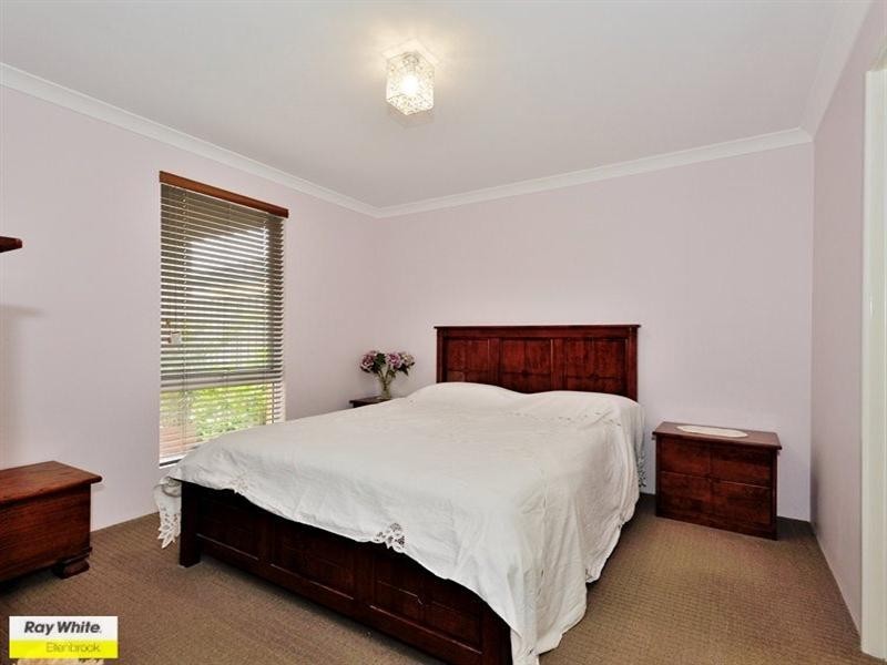 5 Cochrane Loop, Aveley WA 6069