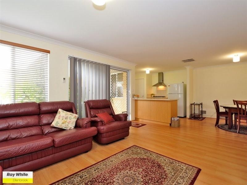 5 Cochrane Loop, Aveley WA 6069