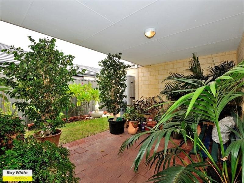 5 Cochrane Loop, Aveley WA 6069