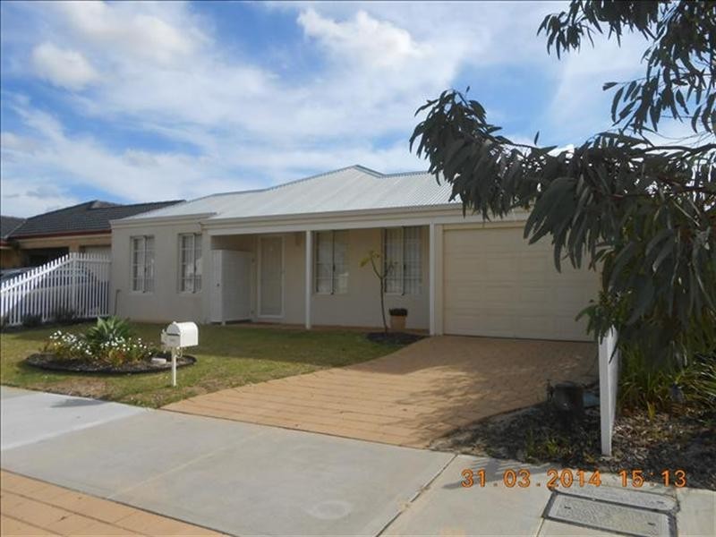 38 Harberton Parkway, Ellenbrook WA 6069