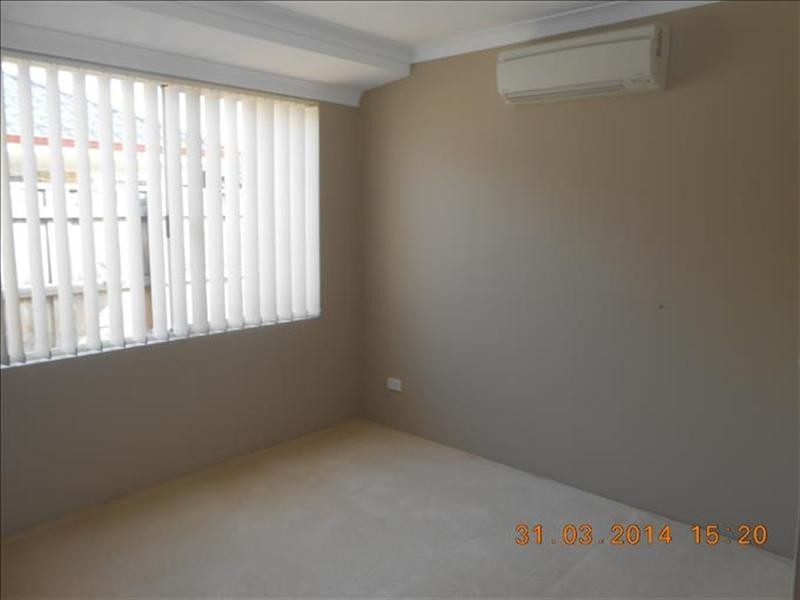 38 Harberton Parkway, Ellenbrook WA 6069