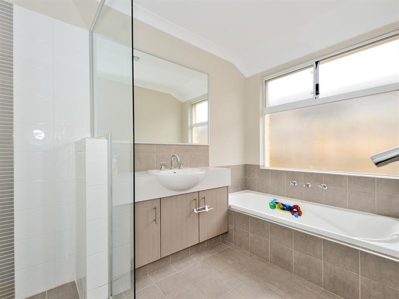 70 Pavilion Circle, The Vines WA 6069