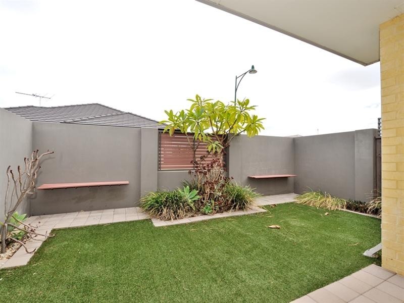 70 Pavilion Circle, The Vines WA 6069
