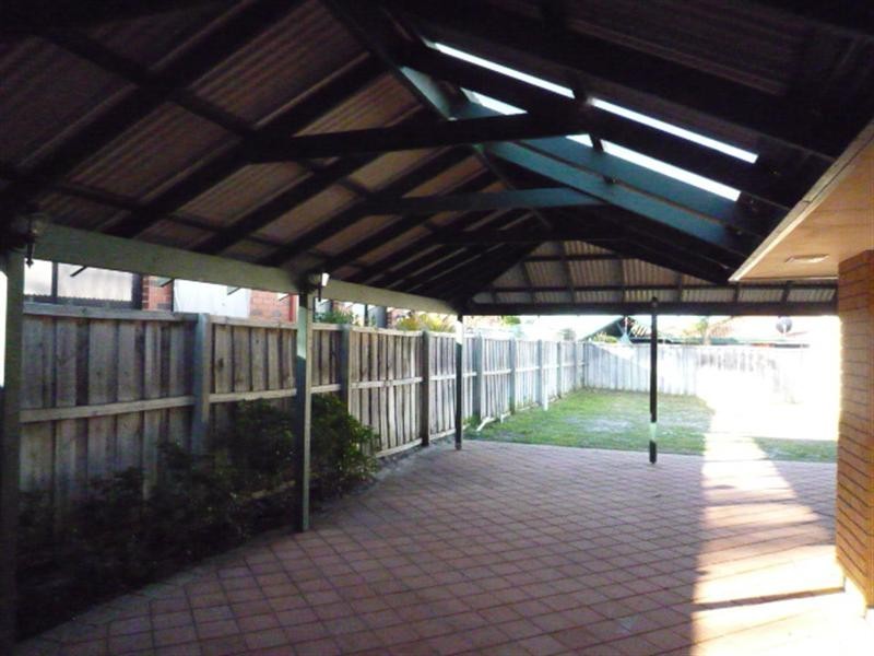 24 Bronzewing Avenue, Ellenbrook WA 6069