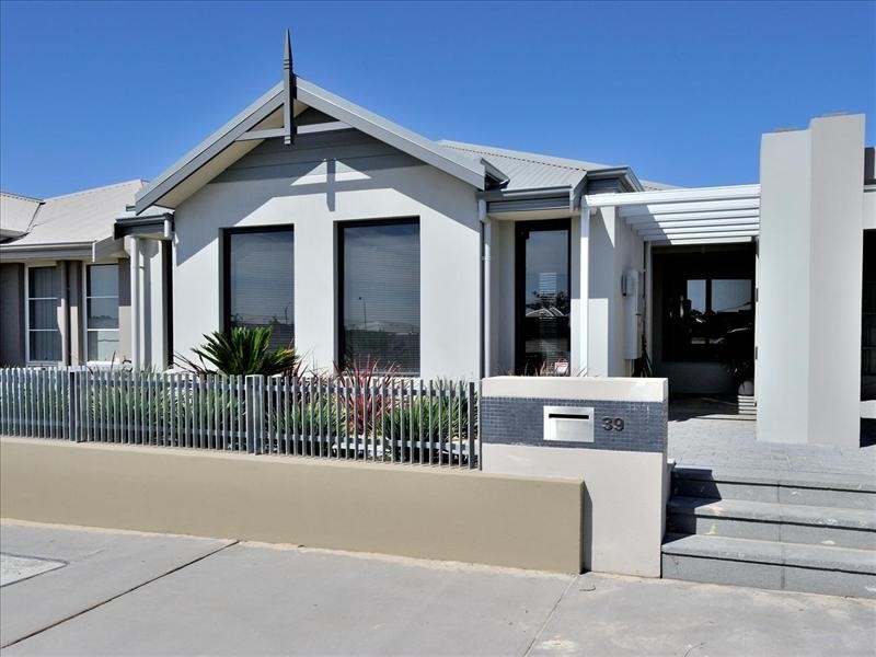 39 Shepherd Avenue, Ellenbrook WA 6069