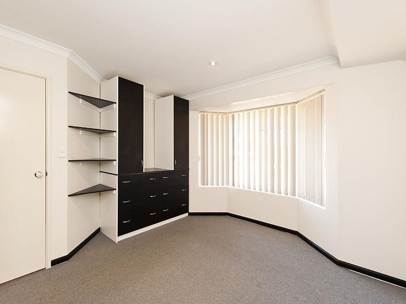 5 Nevis Court, Caversham WA 6055