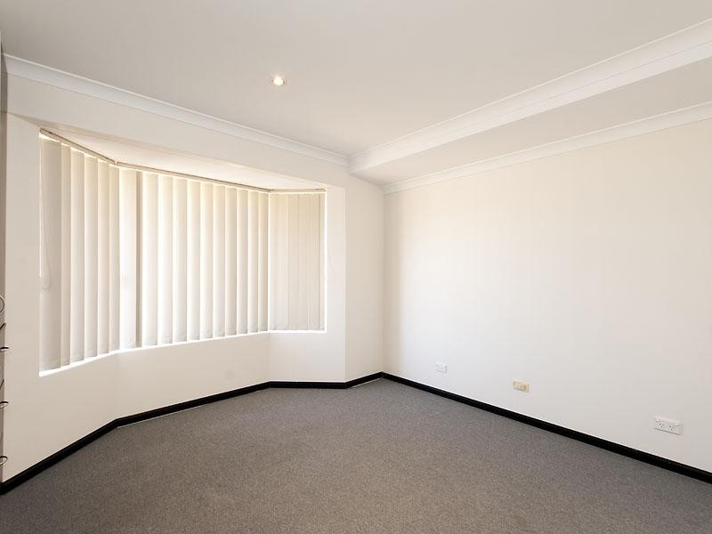 5 Nevis Court, Caversham WA 6055