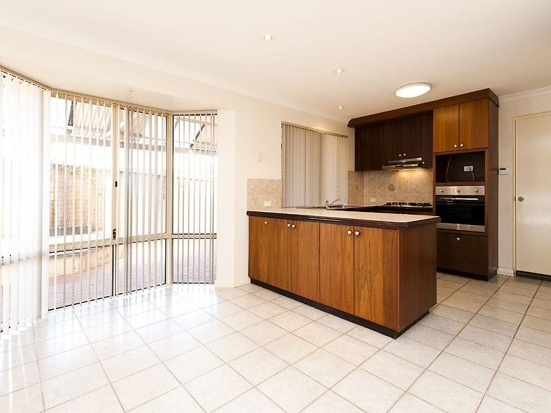 5 Nevis Court, Caversham WA 6055