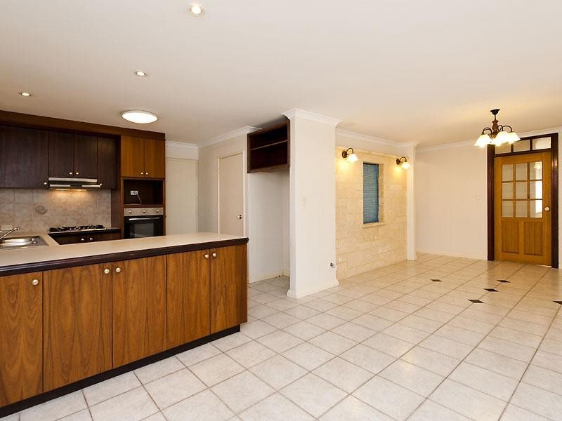 5 Nevis Court, Caversham WA 6055