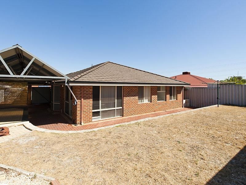 5 Nevis Court, Caversham WA 6055