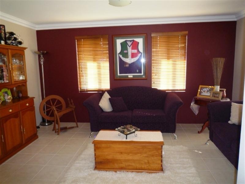 2 Baudin Way, Ellenbrook WA 6069