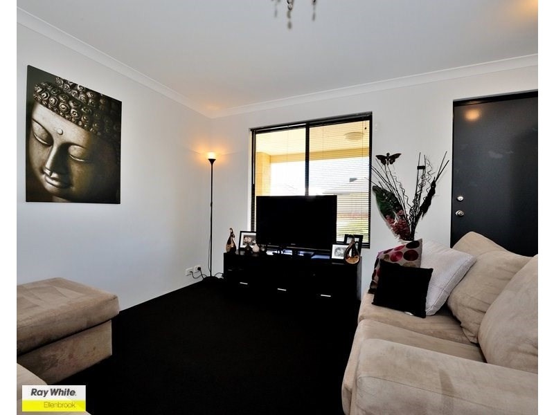 1 Ginnini Lane, Ellenbrook WA 6069