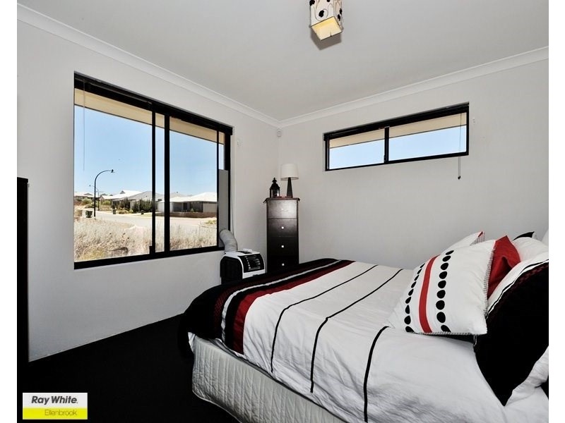 1 Ginnini Lane, Ellenbrook WA 6069