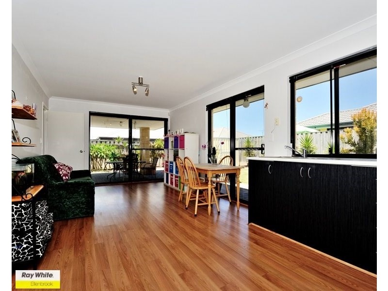 1 Ginnini Lane, Ellenbrook WA 6069