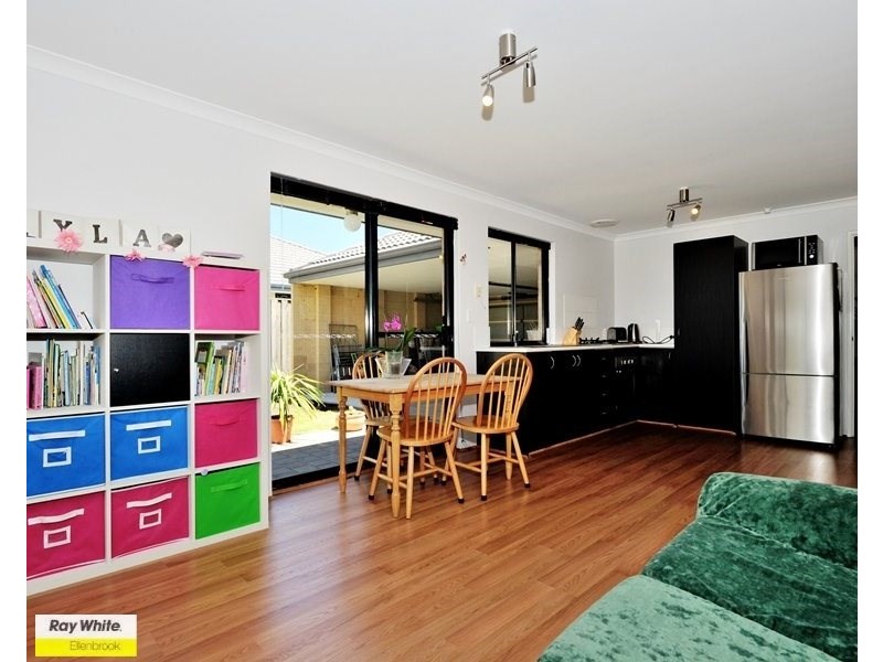 1 Ginnini Lane, Ellenbrook WA 6069