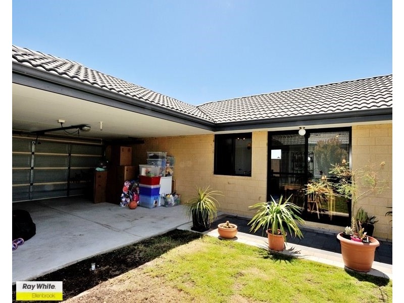 1 Ginnini Lane, Ellenbrook WA 6069
