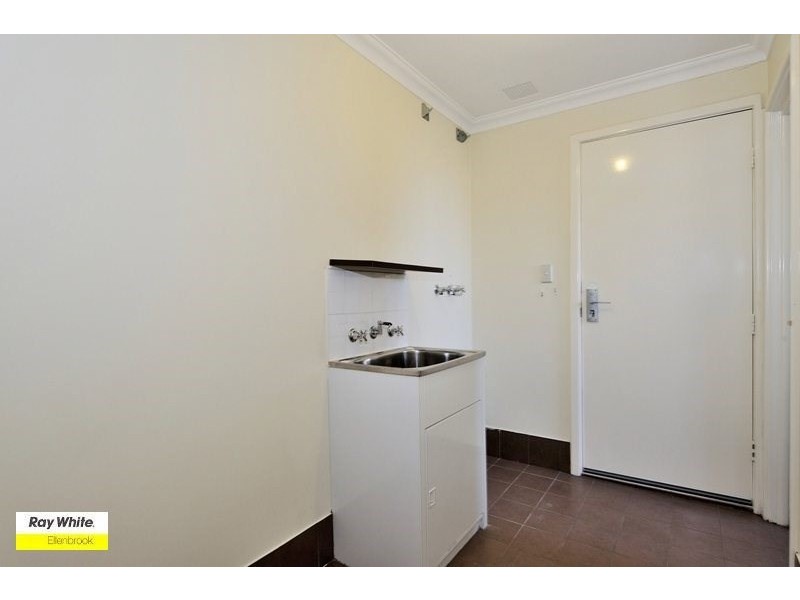32 Farmaner Parkway, Ellenbrook WA 6069