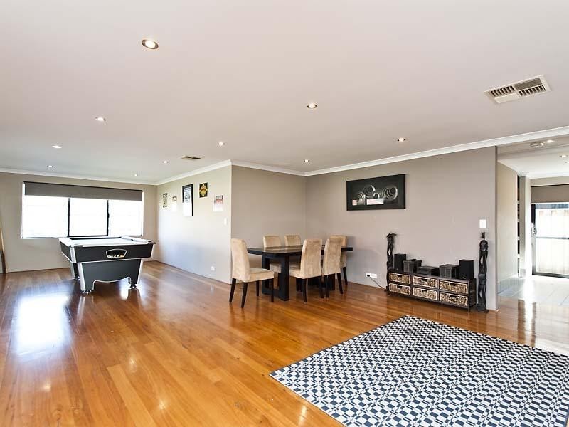 15 Fewson Turn, Ellenbrook WA 6069