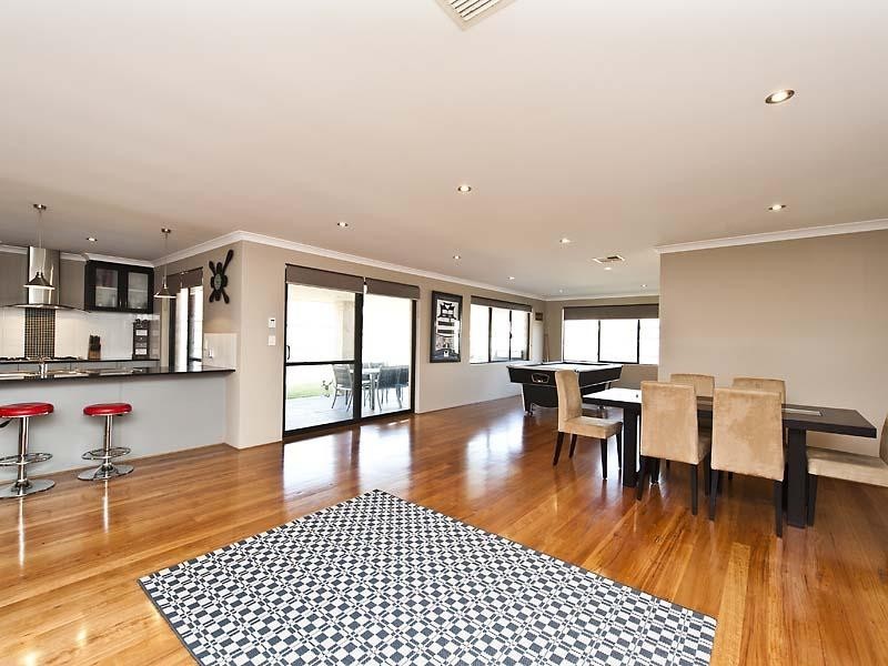 15 Fewson Turn, Ellenbrook WA 6069