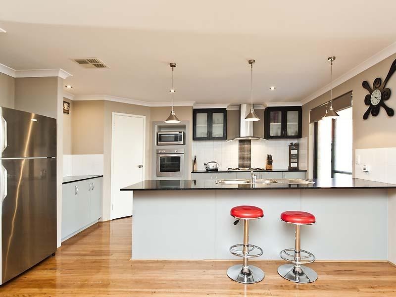 15 Fewson Turn, Ellenbrook WA 6069