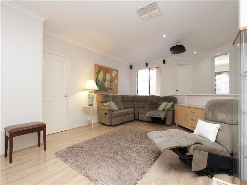 34 Portofino Turn, Ellenbrook WA 6069