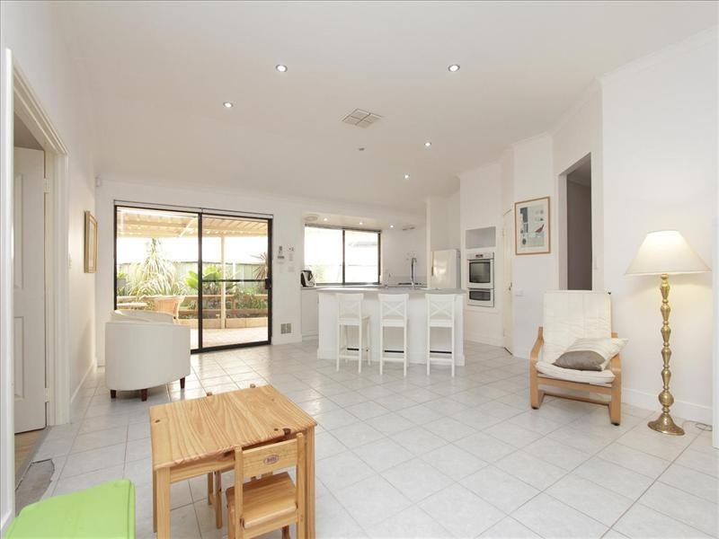 34 Portofino Turn, Ellenbrook WA 6069