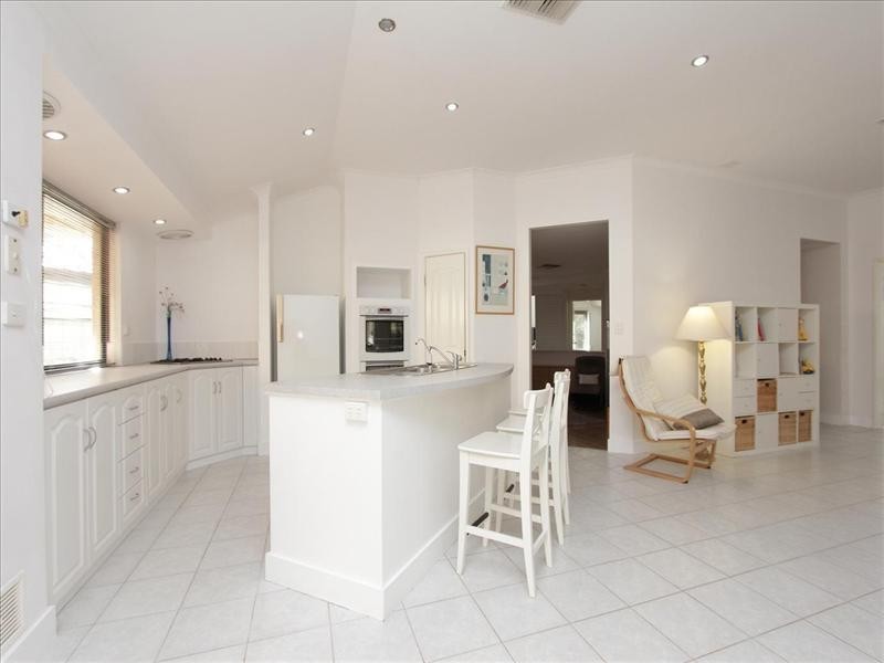 34 Portofino Turn, Ellenbrook WA 6069