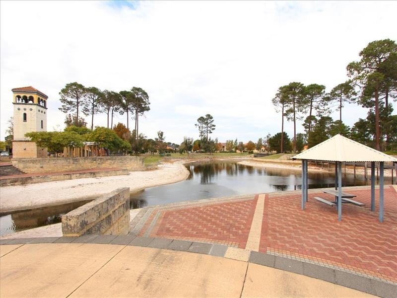 34 Portofino Turn, Ellenbrook WA 6069