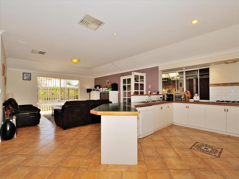 69 Tanami Circle, Ellenbrook WA 6069