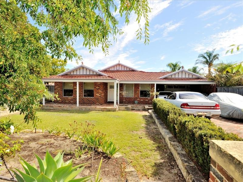 69 Tanami Circle, Ellenbrook WA 6069