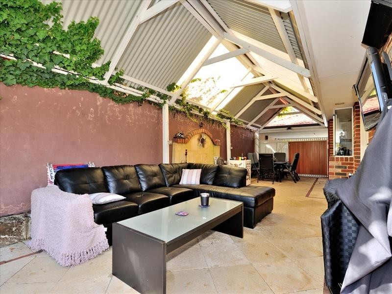 69 Tanami Circle, Ellenbrook WA 6069