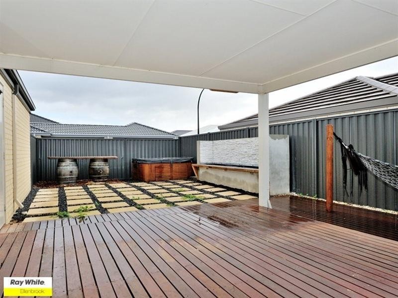 306 Millhouse Road, Aveley WA 6069