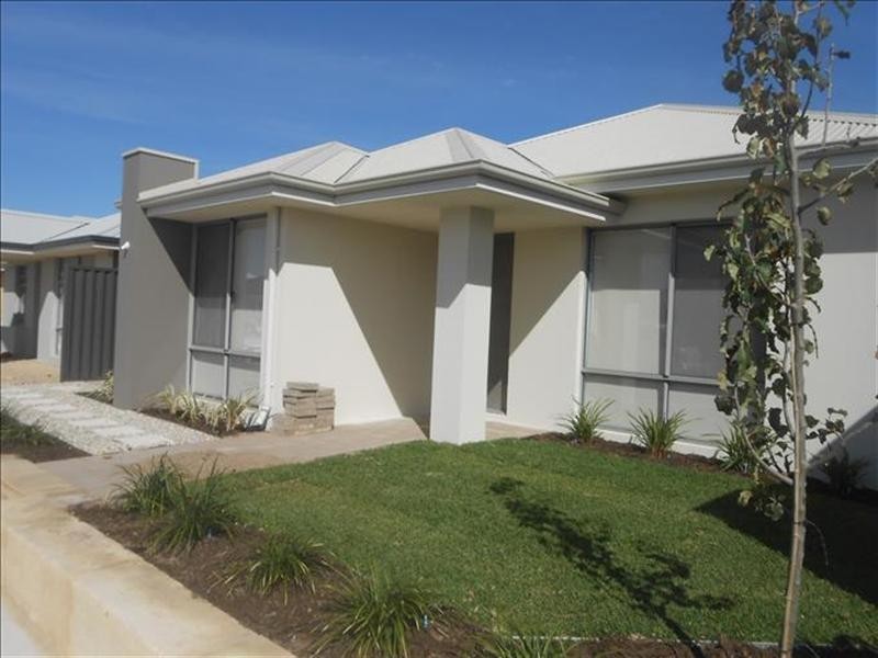 11 Vienta Street, Aveley WA 6069