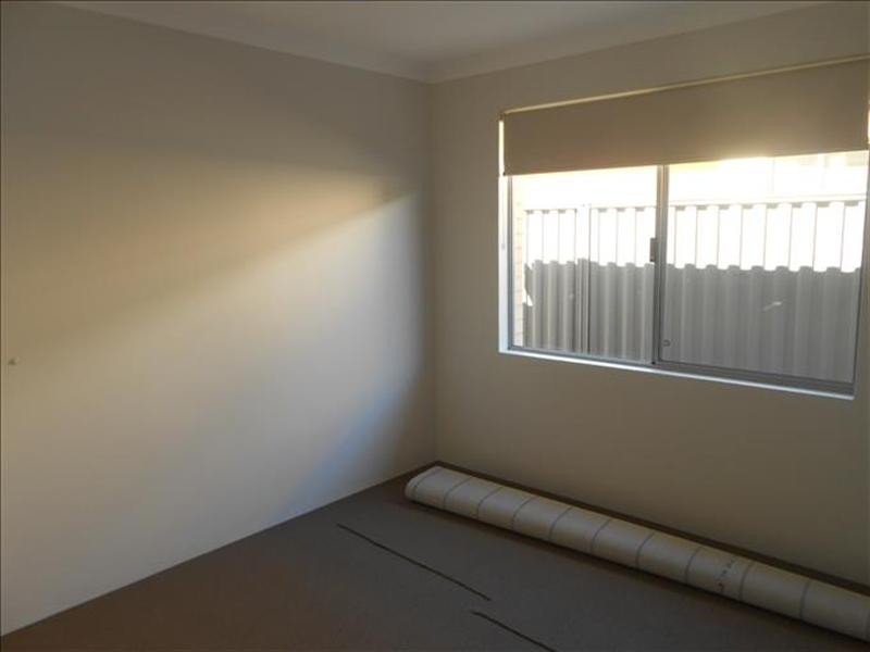 11 Vienta Street, Aveley WA 6069